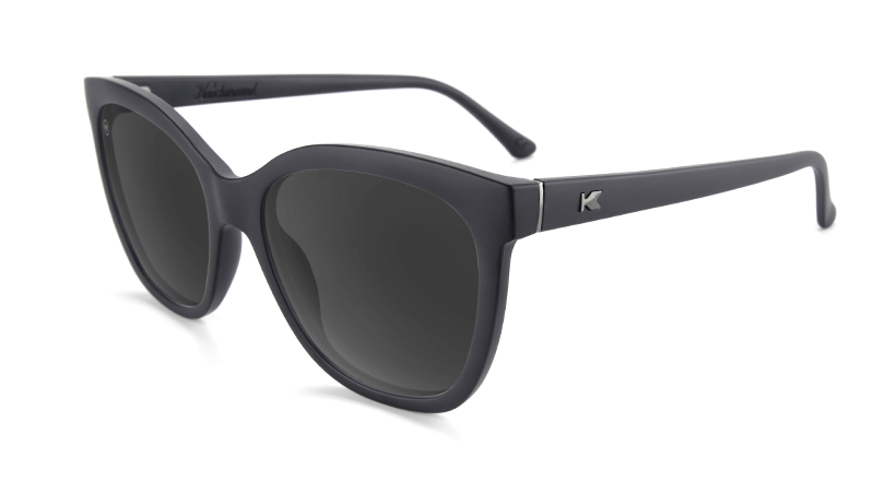 Deja Views Black on Black#Color_Black on Black